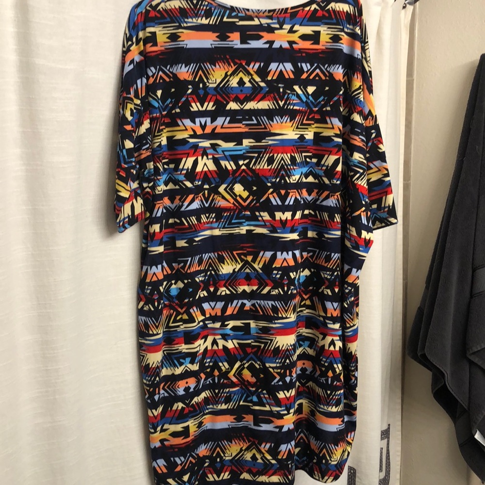 LuLaRoe Irma shirt